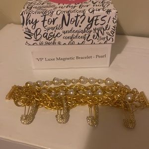 Sassy Jones VP Luxe Magnetic Bracelet-Pearl